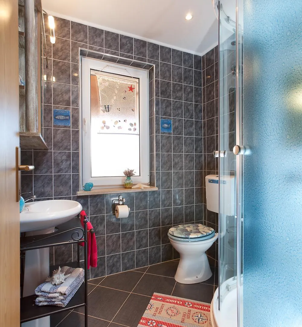 Ližnjan Apartments Sandor - Adults Only 0*,